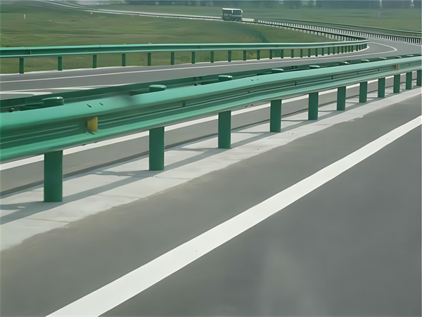 儋州波形梁护栏在高速公路的应用